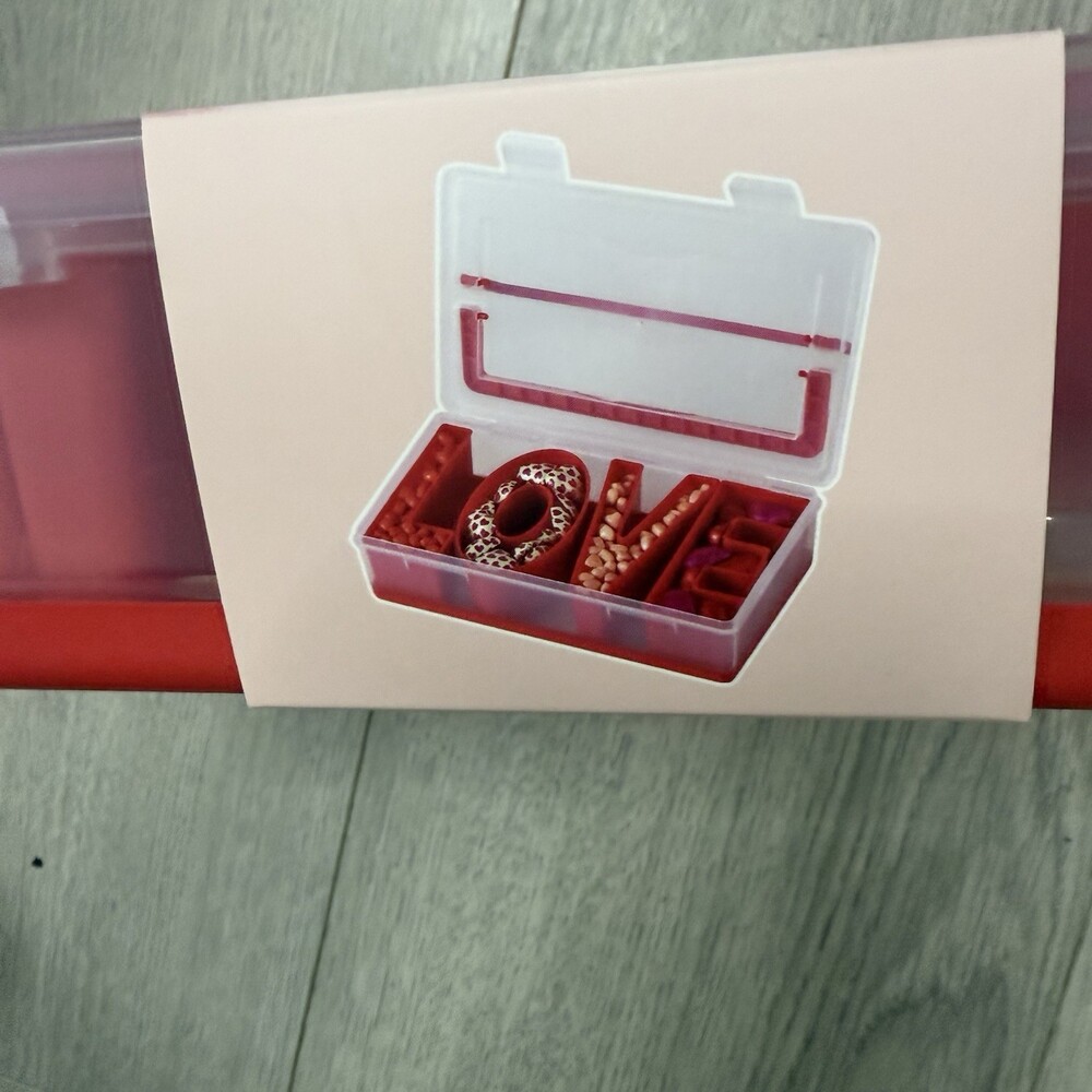 "LOVE" Snackle Box - Bento Box Great For Celebrations! - Picture 6 of 8